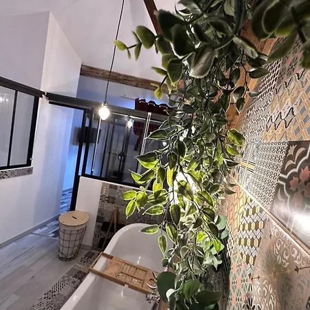 House Patio Air Conditioning Elegant Decoration Σπίτι διακοπών *