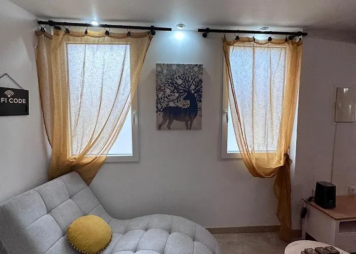 House Patio Air Conditioning Elegant Decoration Holiday home Carcassonne